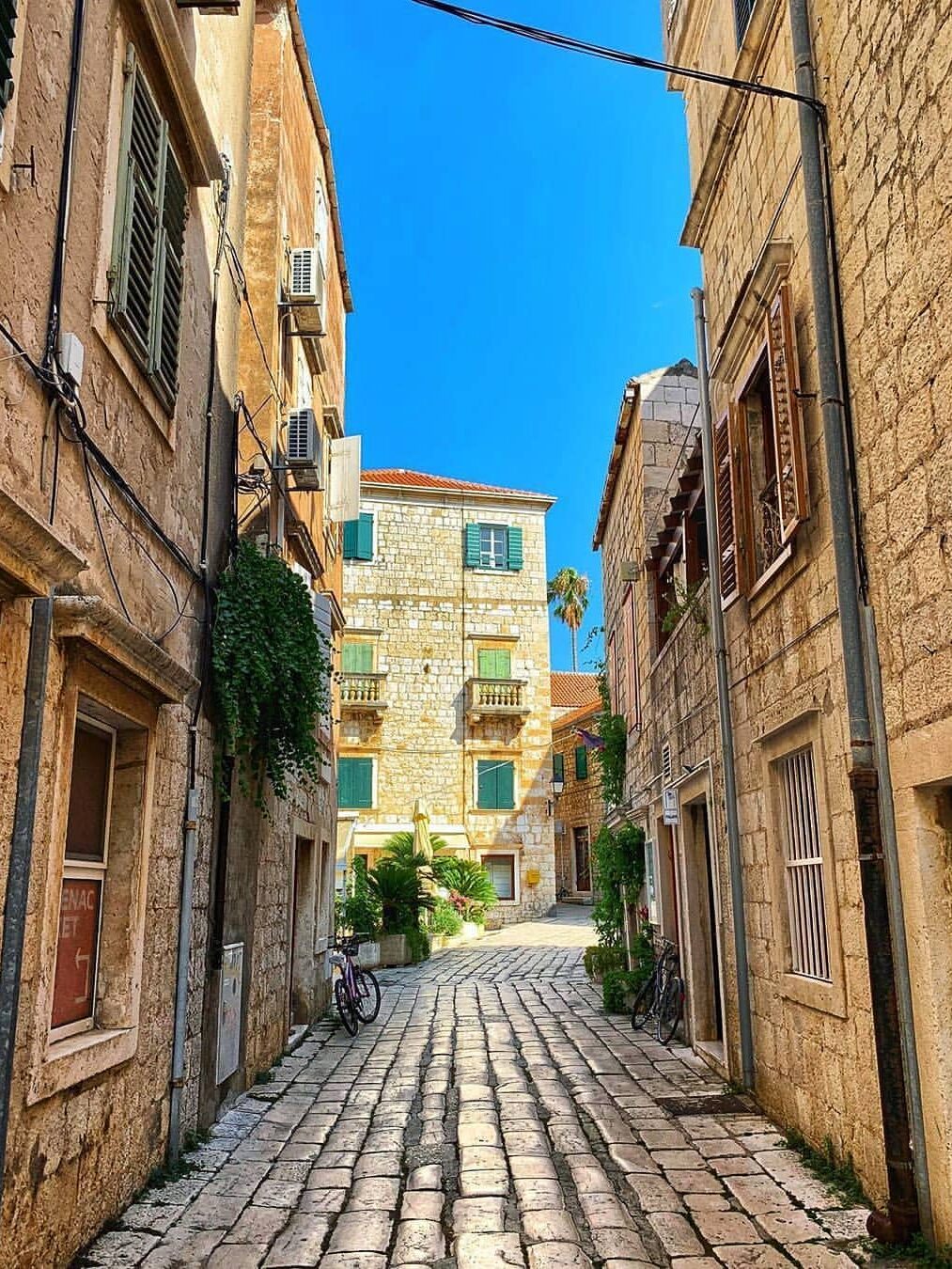 Streets Of Vis Town
